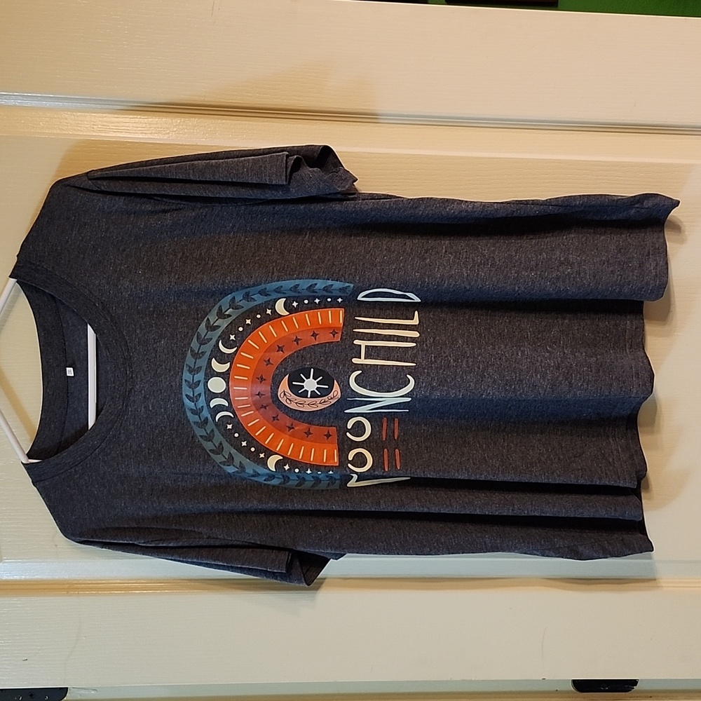 MOON CHILD GRAPHIC T-SHIRT- CHARCOAL